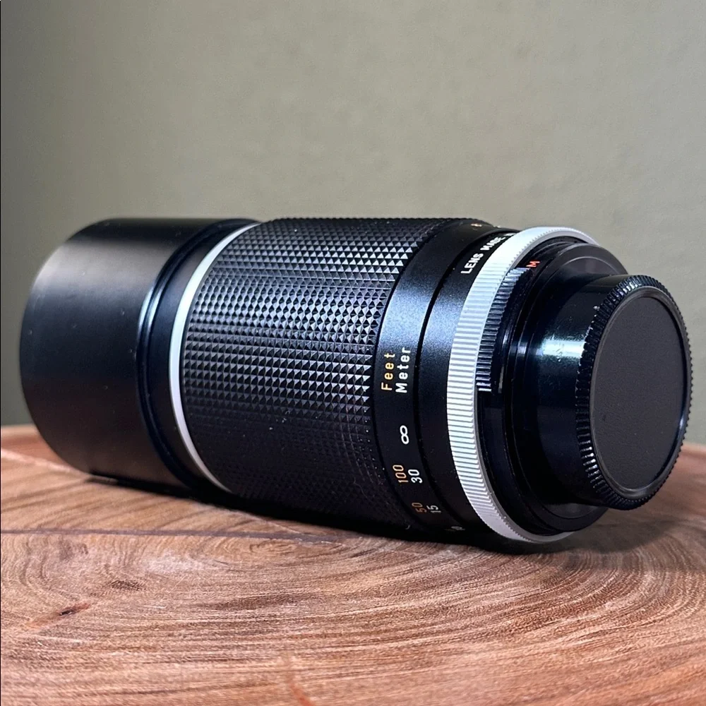 Panagor 200mm f/3.5 Telephoto Lens - M42 Mount